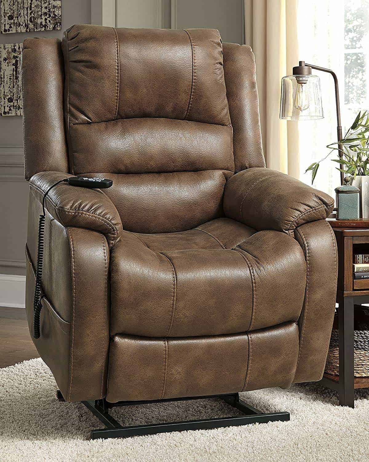 Best Recliners For Elderly People